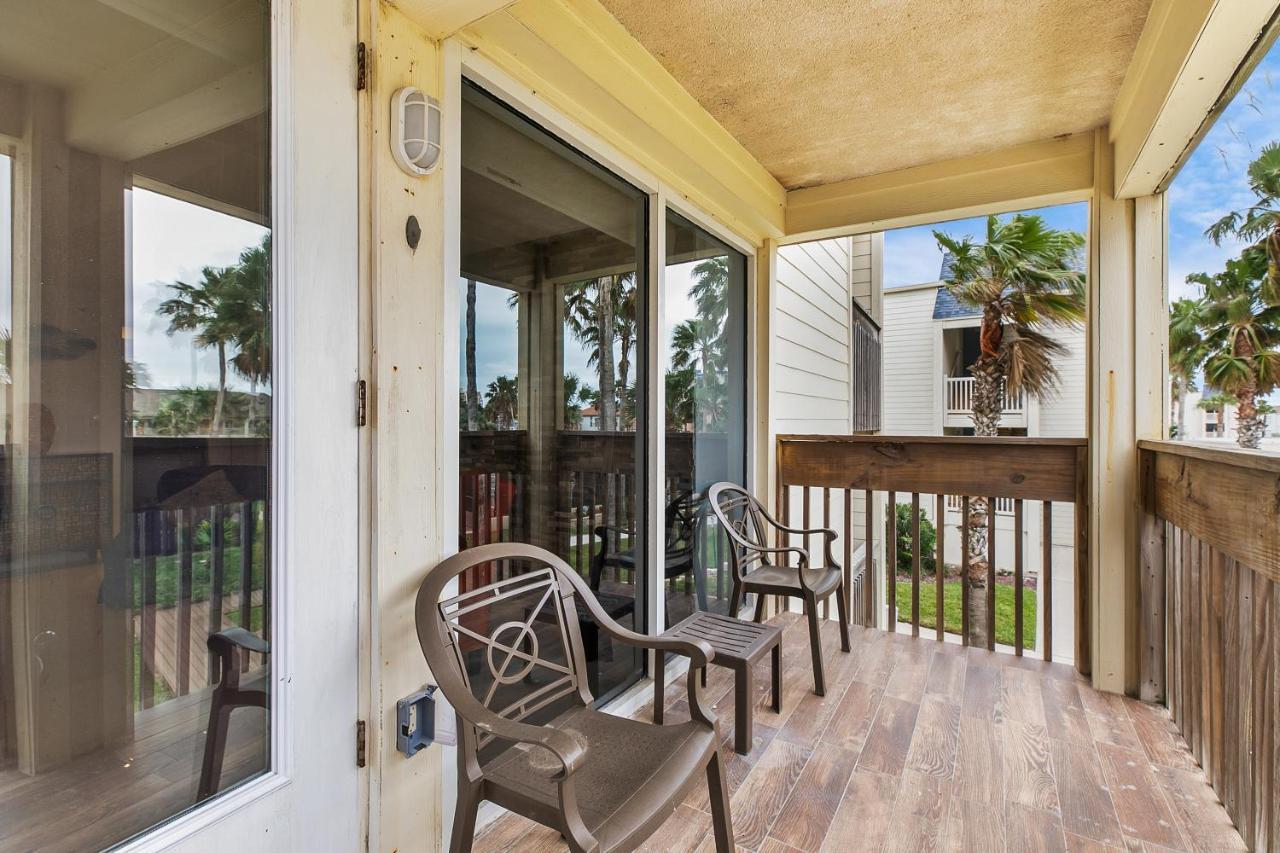 Newly Decorated Condo In Beautiful Beachfront Resort South Padre Island Exterior foto